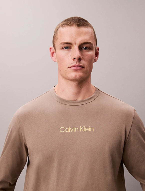 T-Shirt Calvin Klein